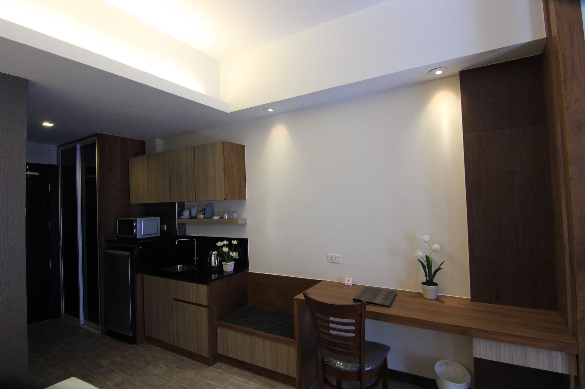 Inn Residence Serviced Suites - Sha Extra Plus Jomtien Beach Exterior photo